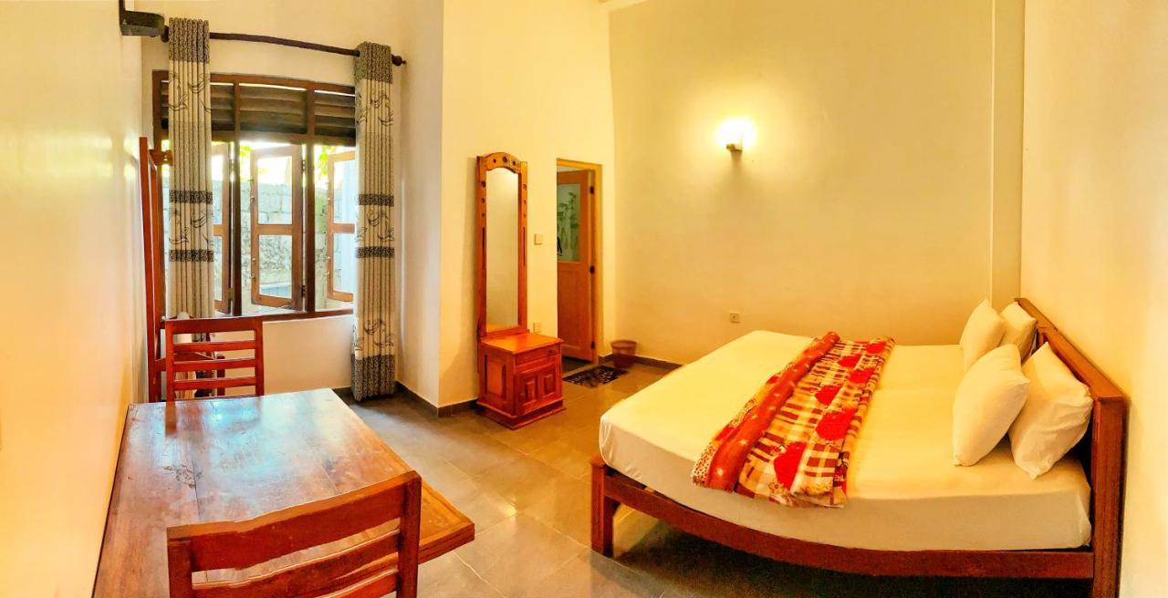 Adams Peak Inn Nallathanniya Εξωτερικό φωτογραφία
