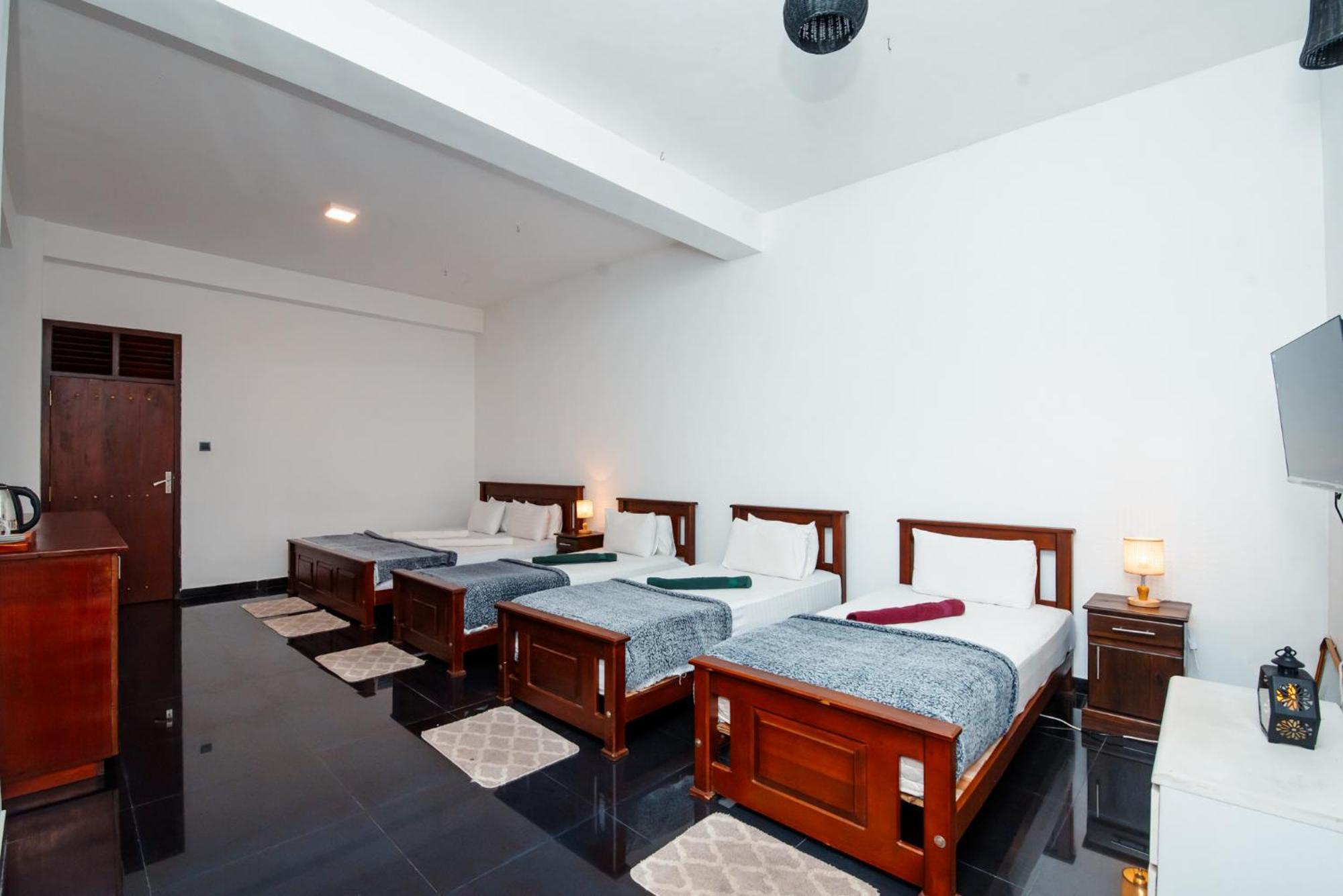 Adams Peak Inn Nallathanniya Εξωτερικό φωτογραφία