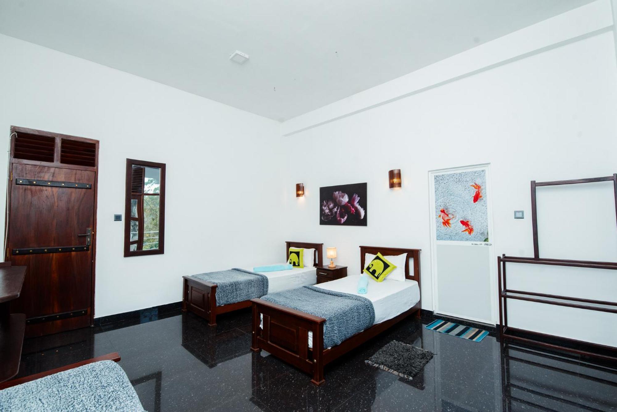 Adams Peak Inn Nallathanniya Εξωτερικό φωτογραφία