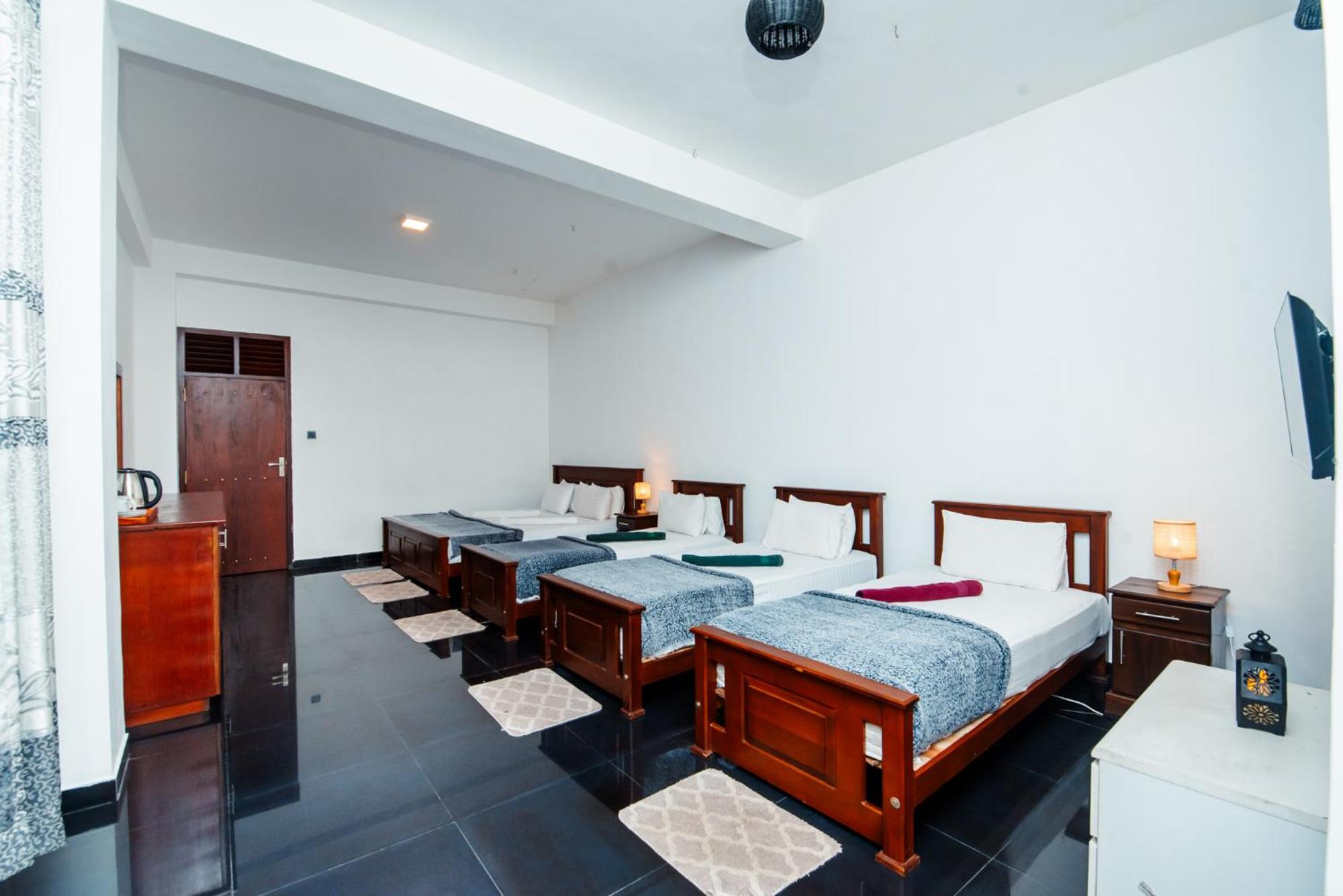 Adams Peak Inn Nallathanniya Εξωτερικό φωτογραφία