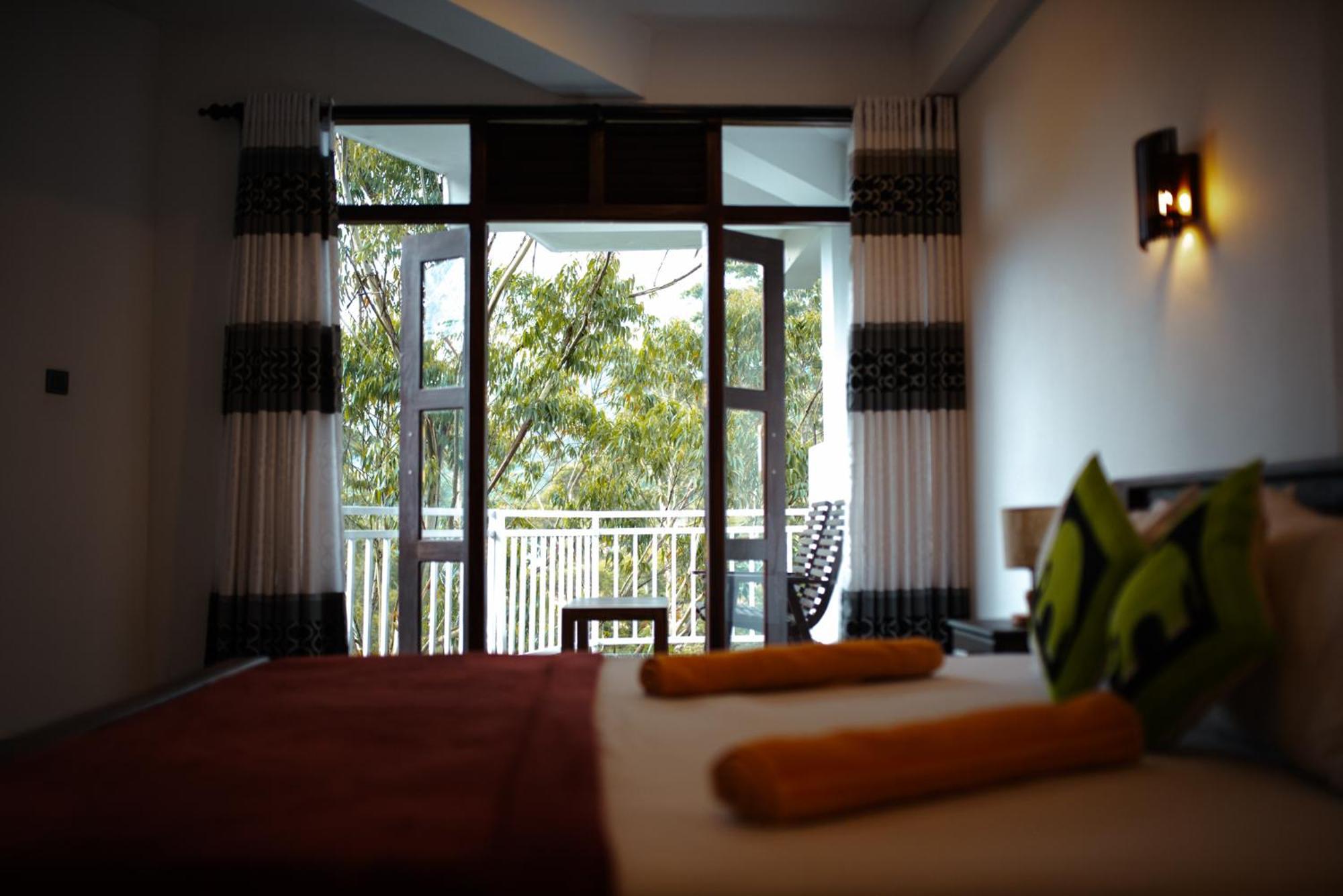 Adams Peak Inn Nallathanniya Εξωτερικό φωτογραφία
