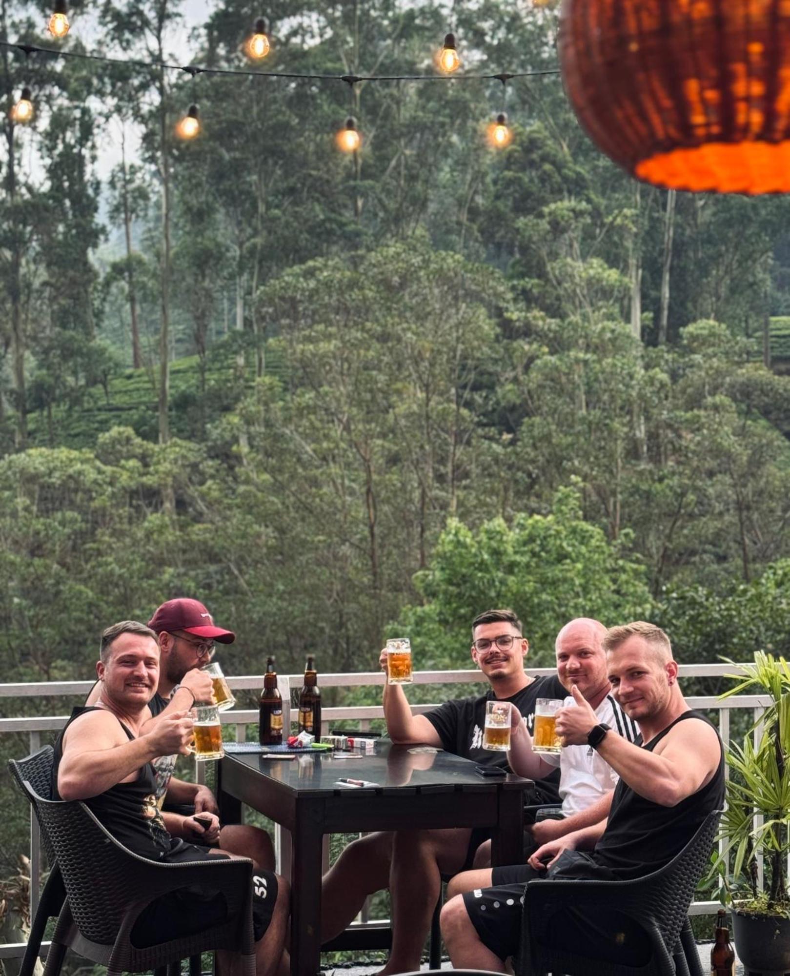 Adams Peak Inn Nallathanniya Εξωτερικό φωτογραφία